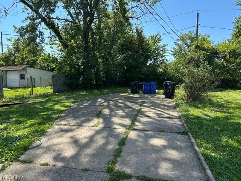 7918 Force Avenue, Cleveland, OH 44105 Photo 30