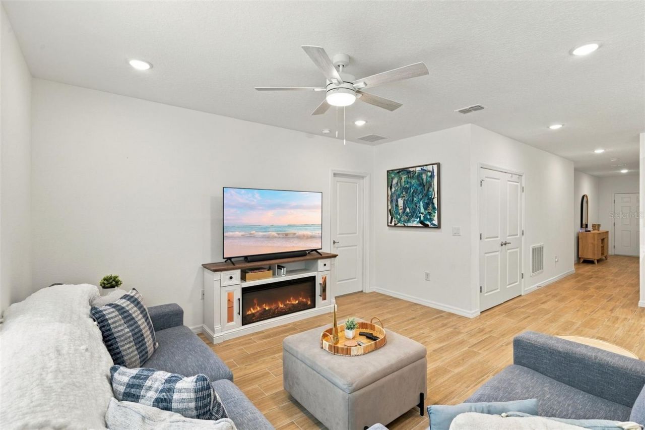 1656 Andover Ridge Drive , Deland, FL 32720 Photo