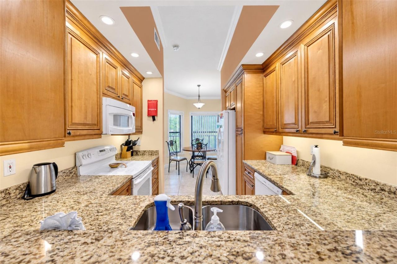 4420 46th Avenue W, Unit 202, Bradenton, FL 34210 Photo