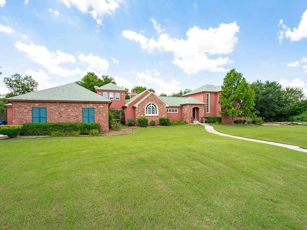 2219 Stone Pointe Court, Stillwater, OK 74074