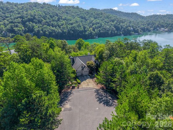 224 Highland Heights , Lake Lure, NC 28746