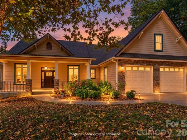 5 Meadowbrook Lane, Weaverville, NC 28787