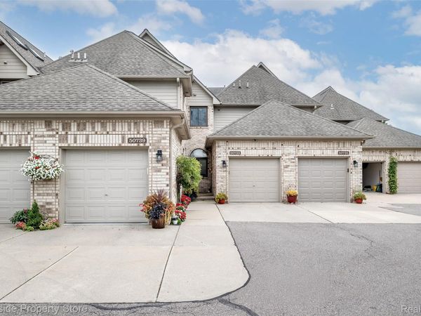 50739 Harbour View Drive N, New Baltimore, Mi 48047