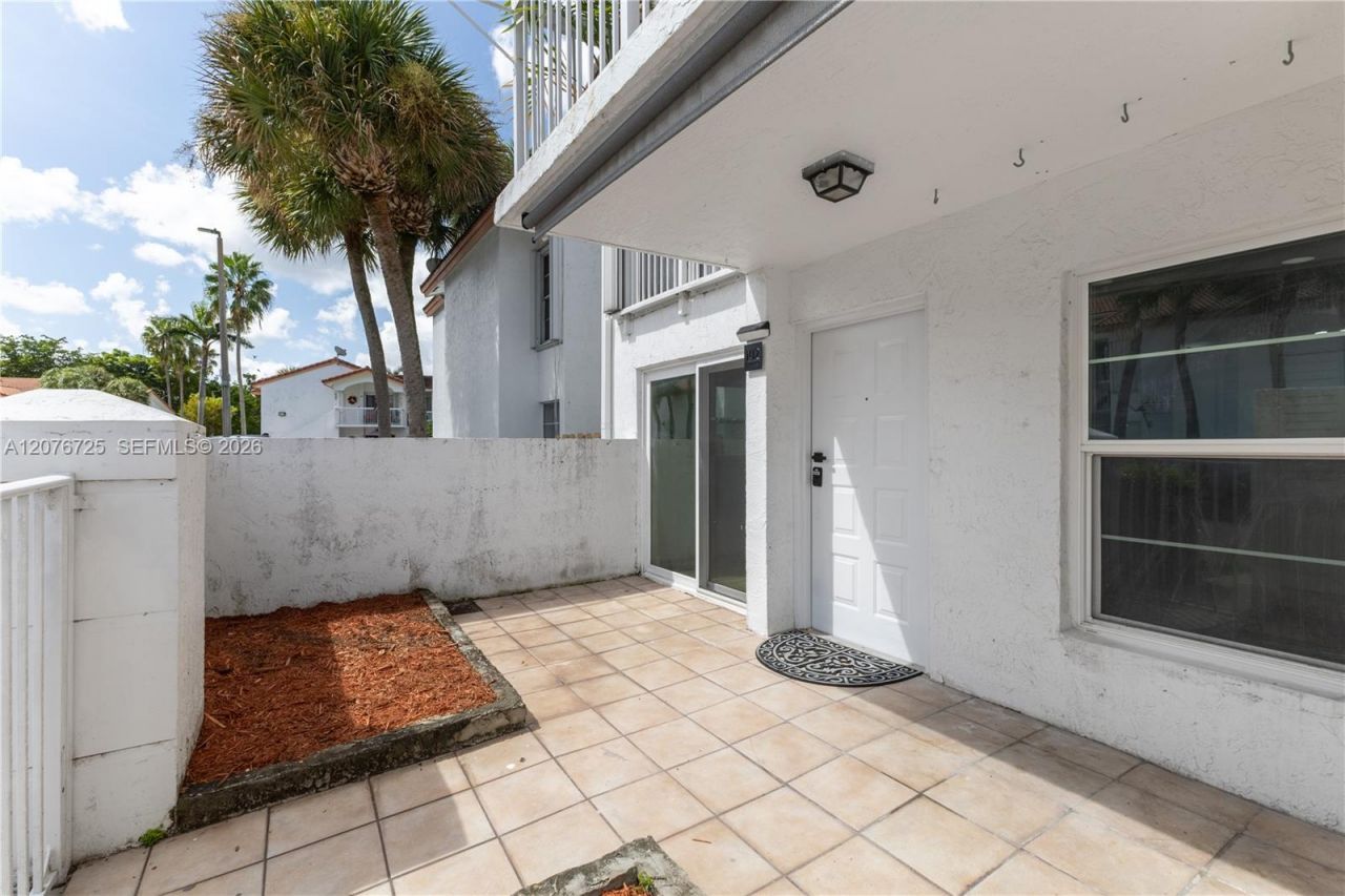 7640 SW 153rd Ct, Unit 102, Miami, FL 33193 Photo