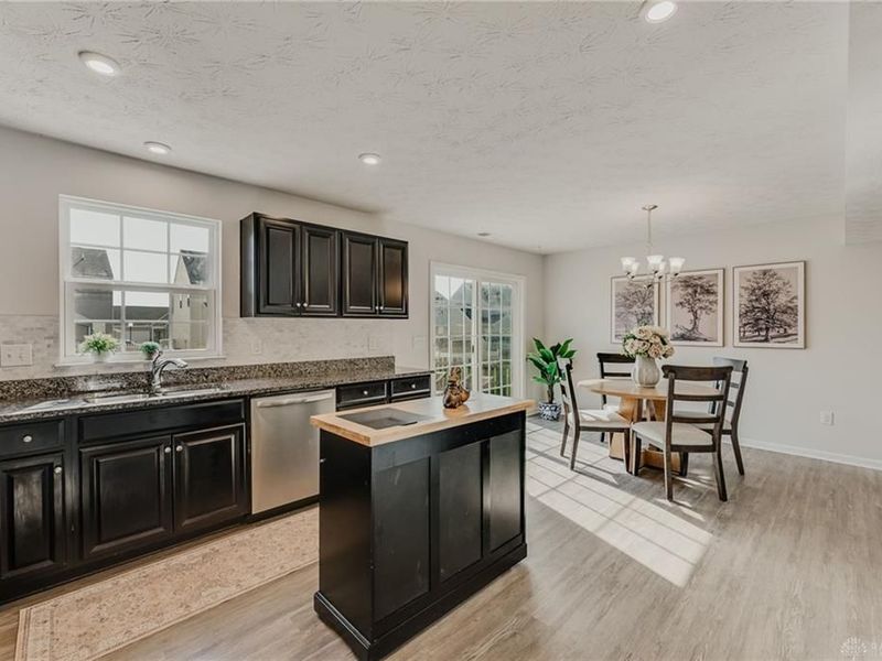 6207 Willow Oak Drive, Tipp City, OH 45371 Photo 16