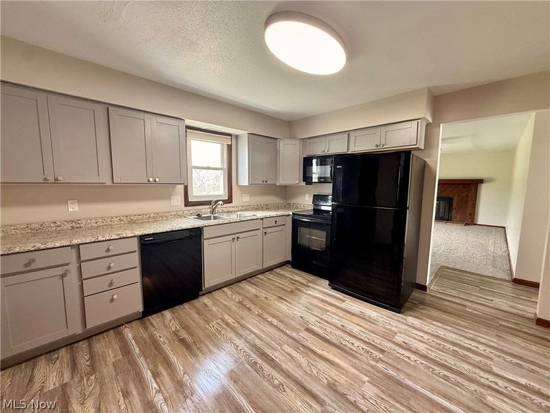 124 Creekfield Court, Elyria, OH 44035 Photo 20