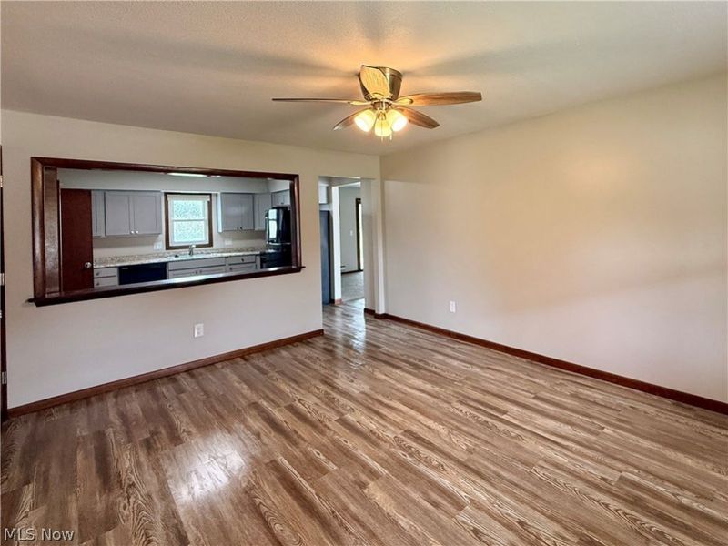 124 Creekfield Court, Elyria, OH 44035 Photo 6
