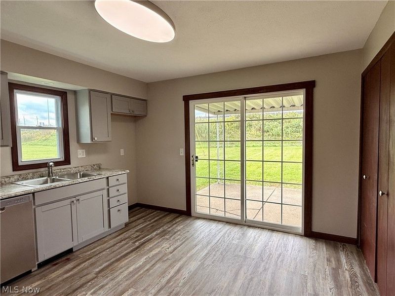 124 Creekfield Court, Elyria, OH 44035 Photo 7