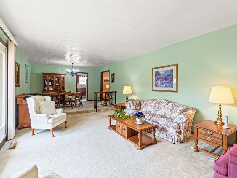 845 Burnside Drive, Tipp City, OH 45371 Photo 11