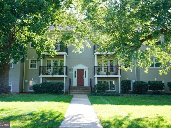 9489 FAIRFAX BOULEVARD, Unit 202, FAIRFAX, VA 22031