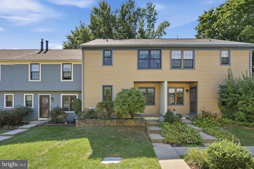 407 HANCOCK COURT , NORTH WALES, PA 19454