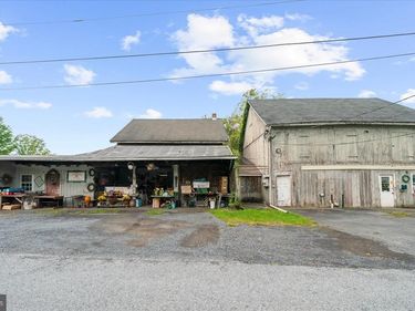 113 JOHN ALY, COOPERSBURG, PA 18036