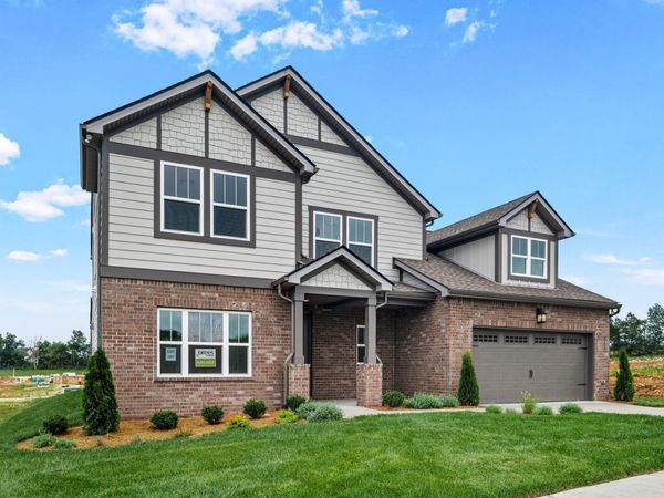 1933 Hildebrand Lane , Columbia, TN 38401