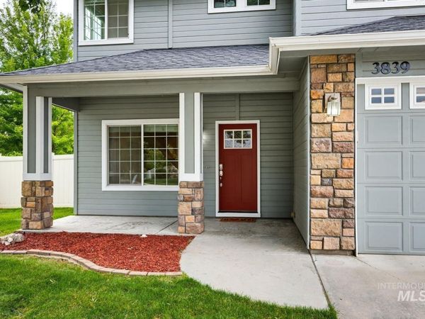 3839 N Cool River Way, Meridian, ID 83646