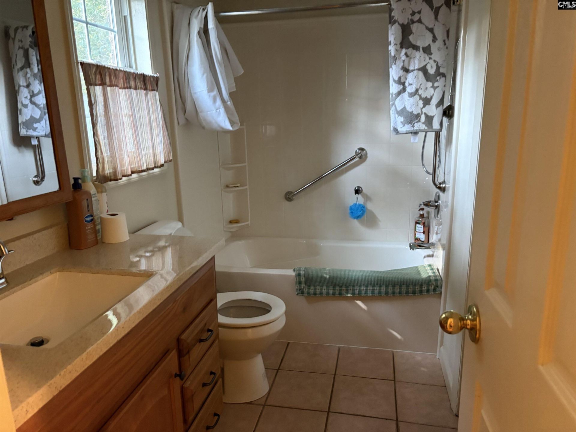 150 Lynn Street  Photo 22