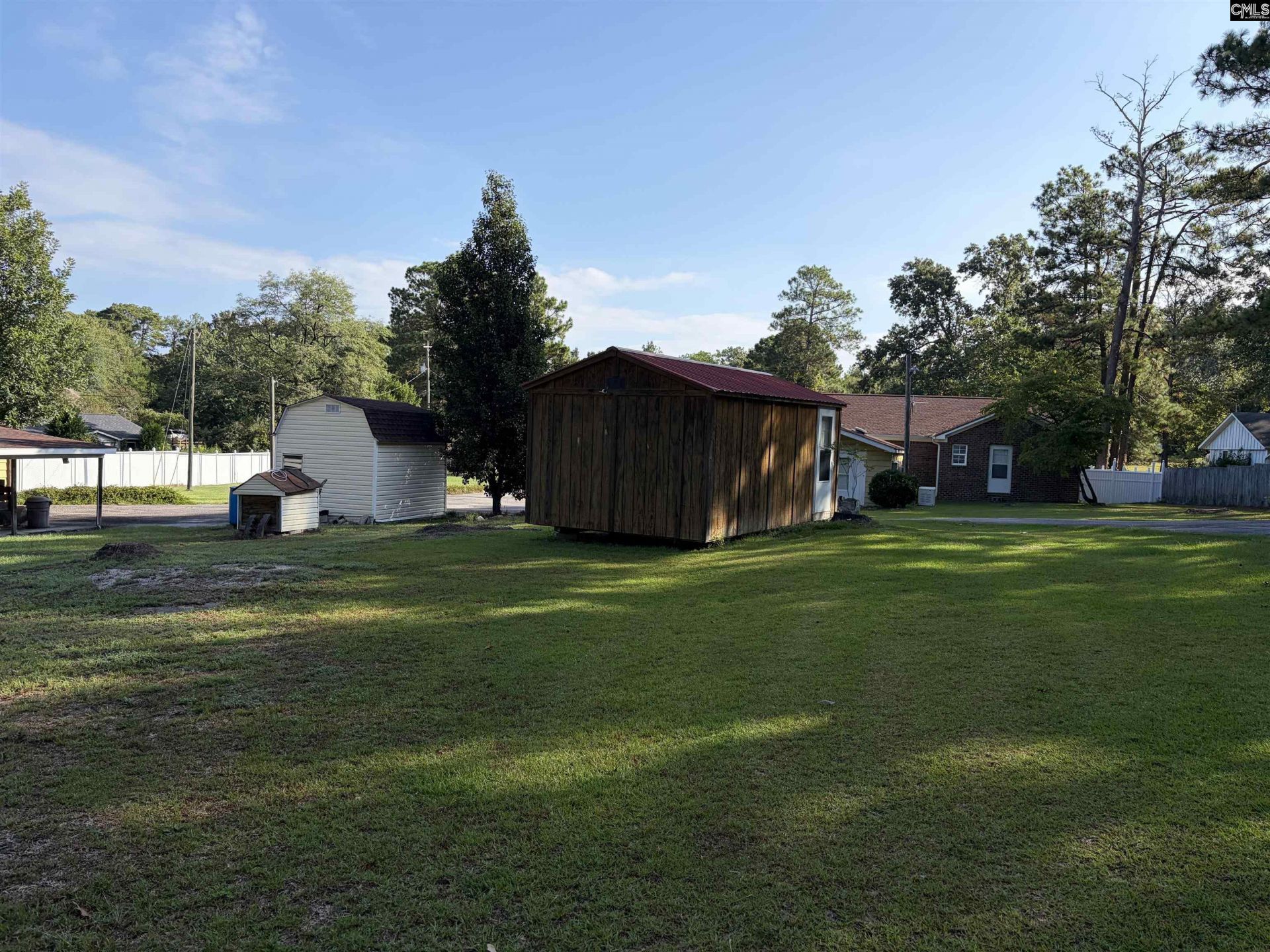 150 Lynn Street  Photo 9