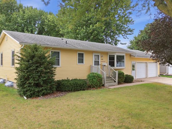 628 13th Avenue SE, Waseca, MN 56093