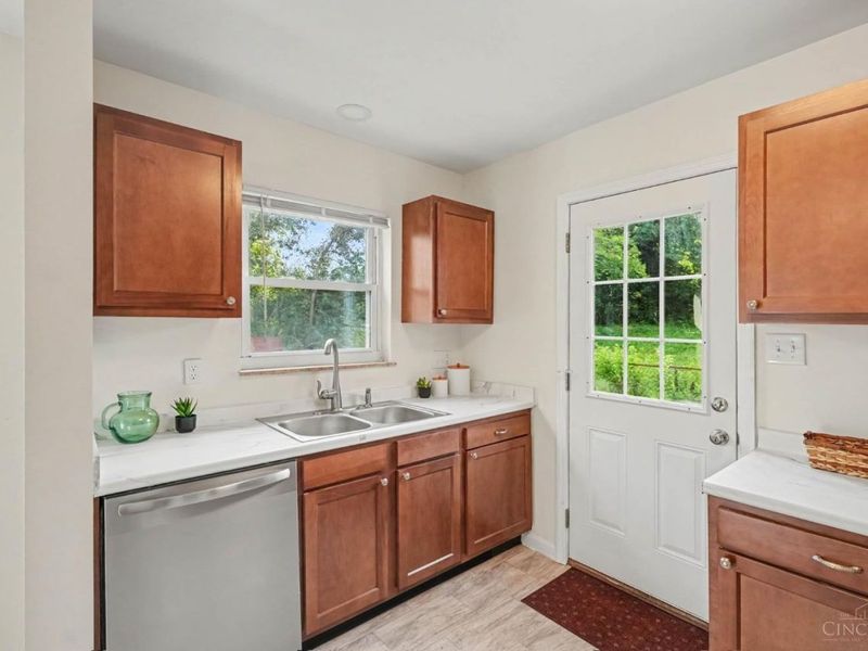 2837 Sheldon Avenue, Colerain Township, OH 45239 Photo 9