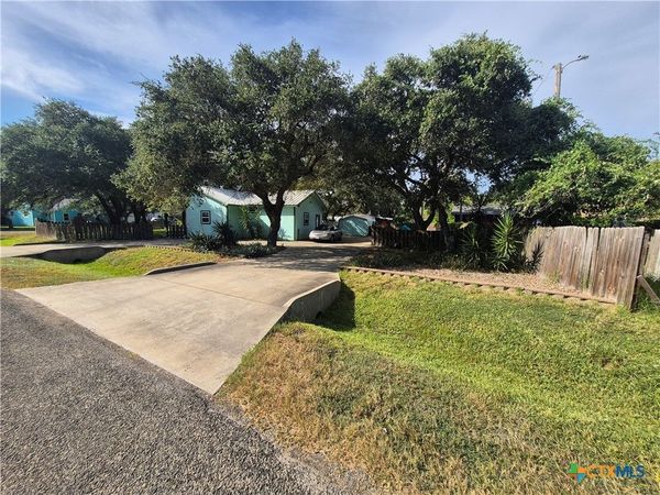 924 Ibis , Rockport, TX 78382