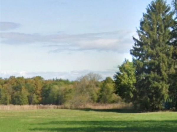 39136 State Route 18, Wellington, OH 44090