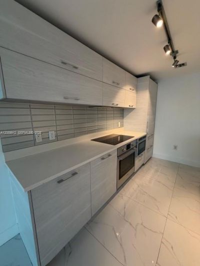 650 NE 32nd St , Unit 4406, Miami, FL 33137 Photo