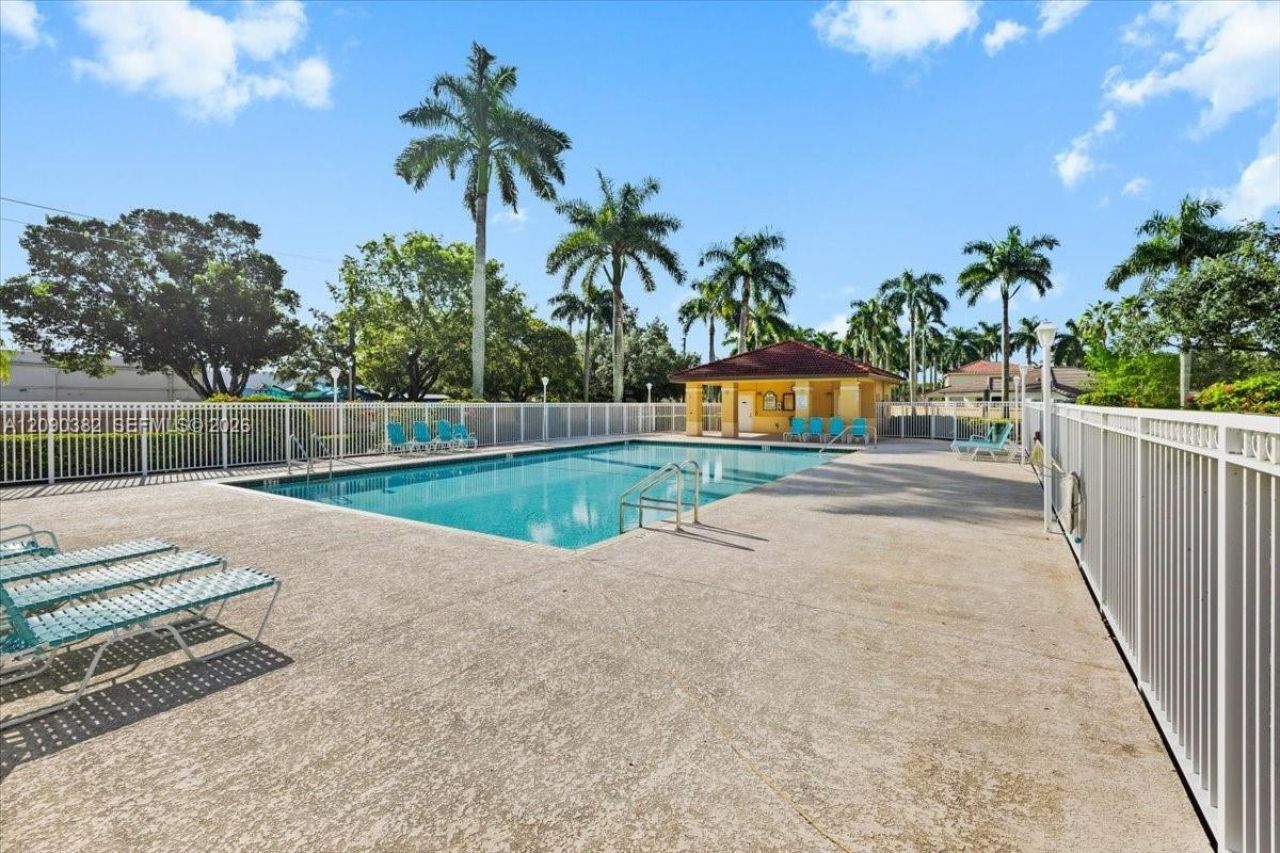 195 Sable Palm Way, Davie, FL 33325 Photo