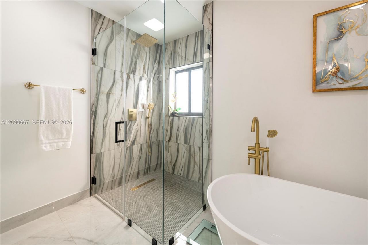 20 N Hibiscus Ct, Plantation, FL 33317 Photo