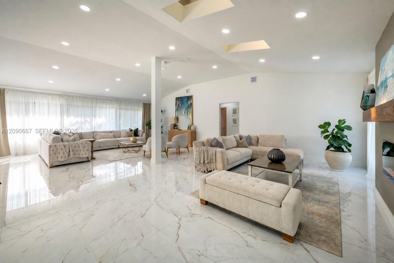 20 N Hibiscus Ct, Plantation, FL 33317 Photo