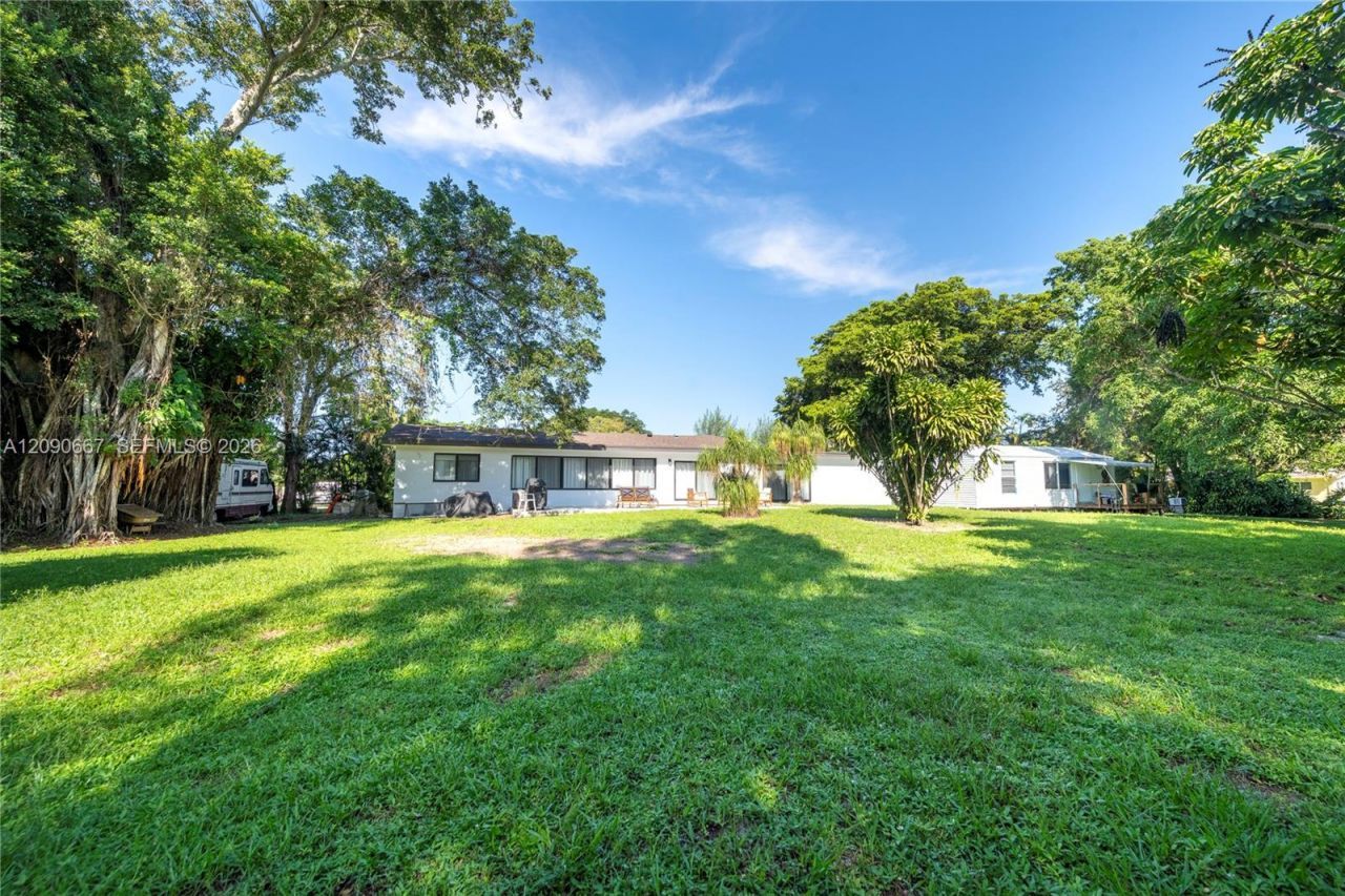 20 N Hibiscus Ct, Plantation, FL 33317 Photo