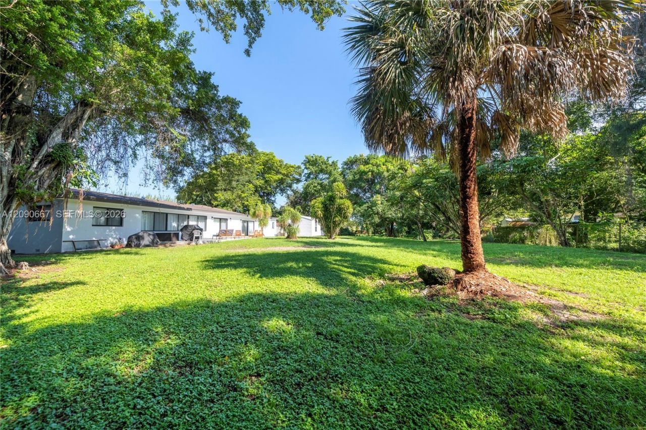 20 N Hibiscus Ct, Plantation, FL 33317 Photo