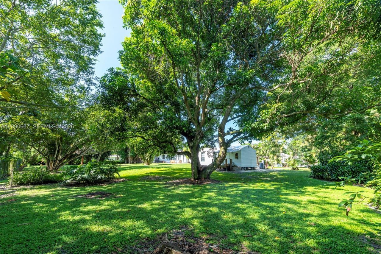 20 N Hibiscus Ct, Plantation, FL 33317 Photo