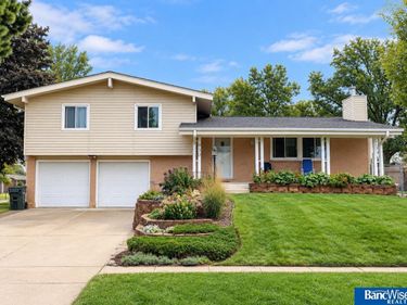930 E Sanborn Drive, Lincoln, NE 68505