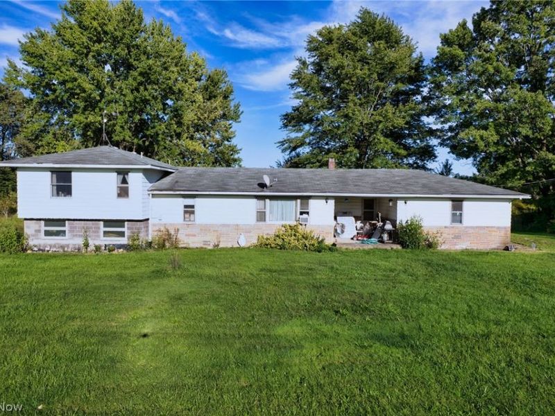 14401 Baumhart Road, Oberlin, OH 44074 Photo 1