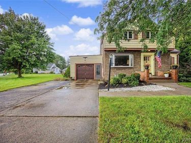 2020 Tuscarora Road, Niagara Falls, NY 14304