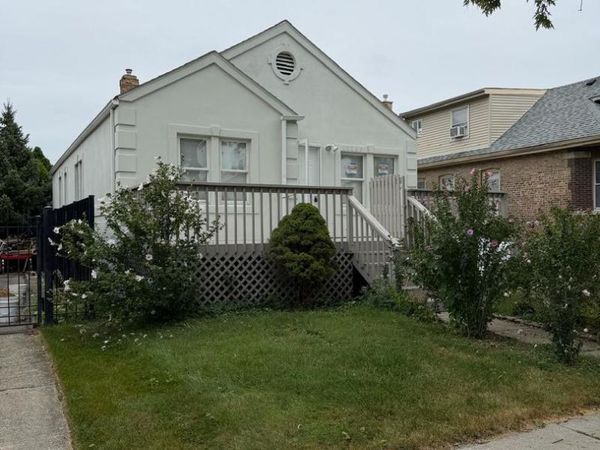 12239 Gregory Street , Blue Island, IL 60406