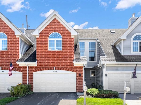1743 W Ethans Glen Drive , Palatine, IL 60067