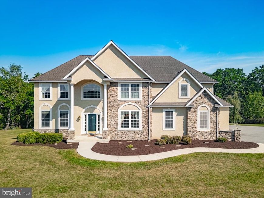 3940 Whitetail Court , Schnecksville, PA 18078 Main Photo