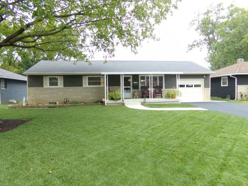 171 Maple Drive, Columbus, OH 43228 Photo 4