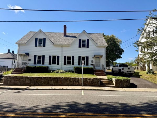 412 Court St, Unit 1, Plymouth, MA 02360