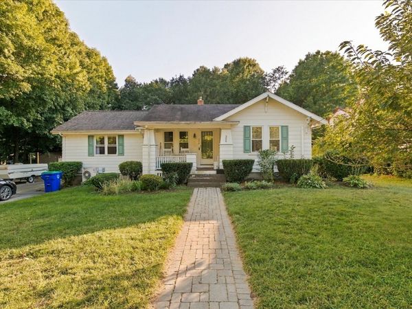 376 Plain St, Rockland, MA 02370