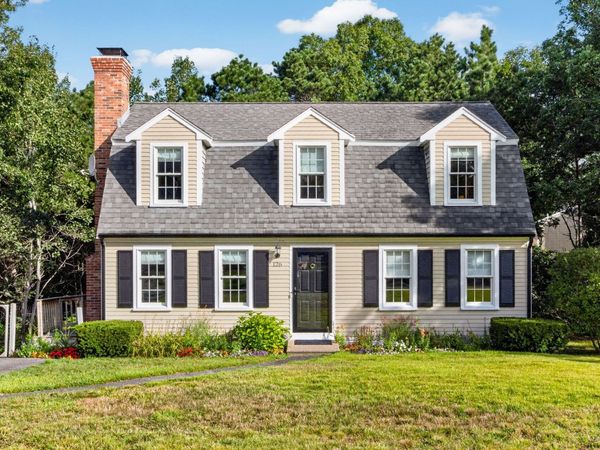 126 Old Colony Drive, Mashpee, MA 02649
