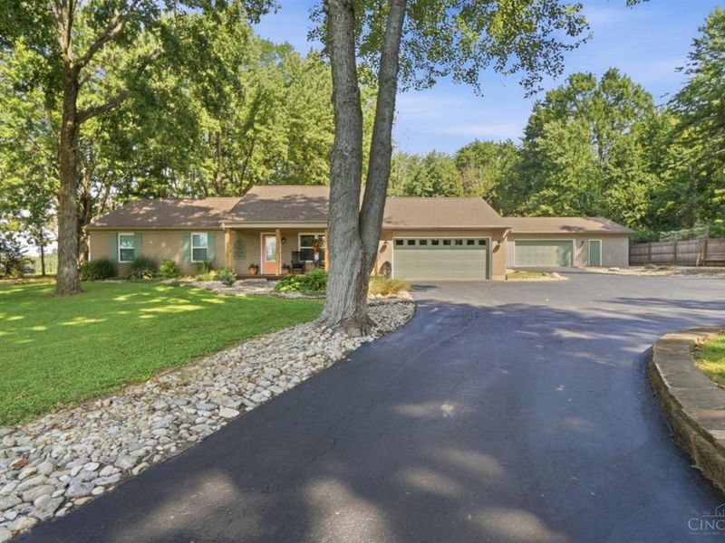 7424 Morrow Cozaddale Road, Hamilton Township, OH 45152 Photo 14