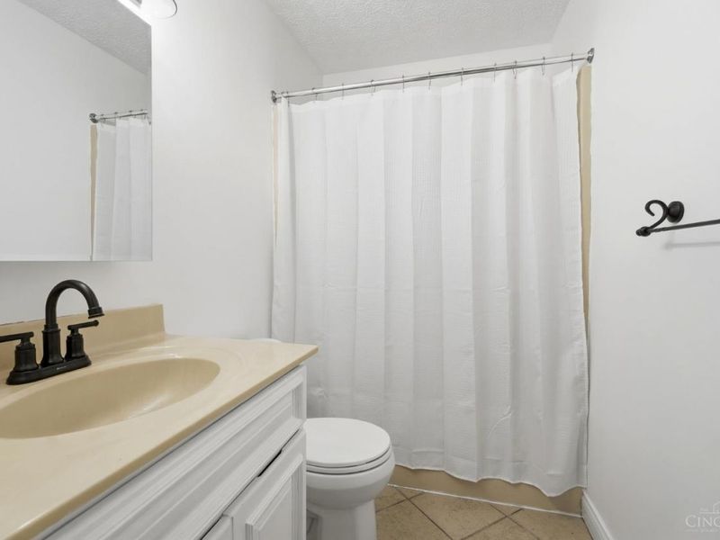 7424 Morrow Cozaddale Road, Hamilton Township, OH 45152 Photo 54