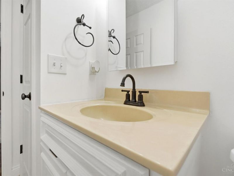 7424 Morrow Cozaddale Road, Hamilton Township, OH 45152 Photo 55
