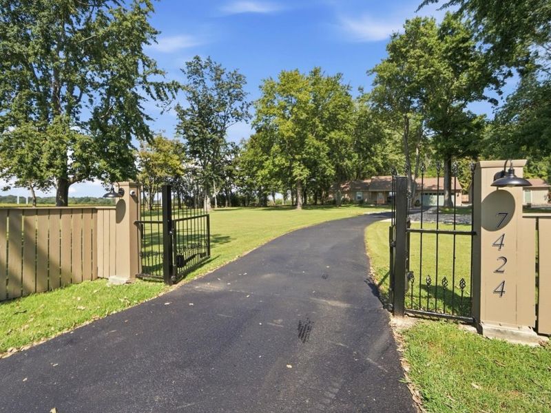 7424 Morrow Cozaddale Road, Hamilton Township, OH 45152 Photo 84