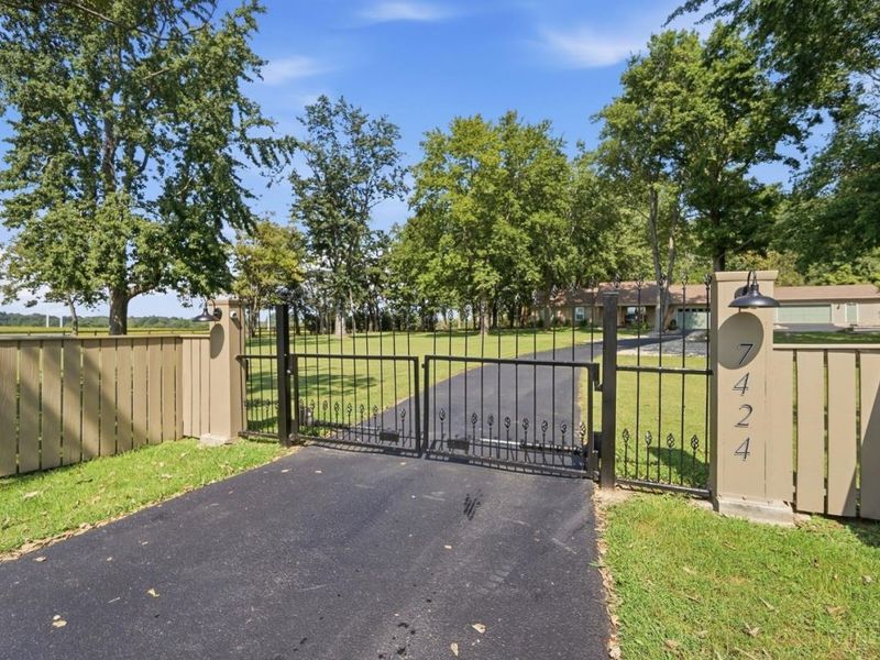 7424 Morrow Cozaddale Road, Hamilton Township, OH 45152 Photo 87