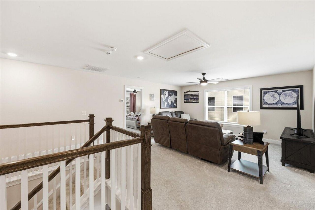 123 Palfrey Drive Photo 44