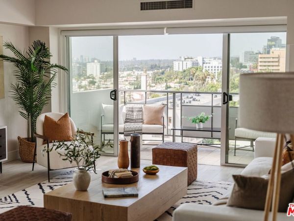 1155 N La Cienega, Unit 1205, West Hollywood, CA 90069