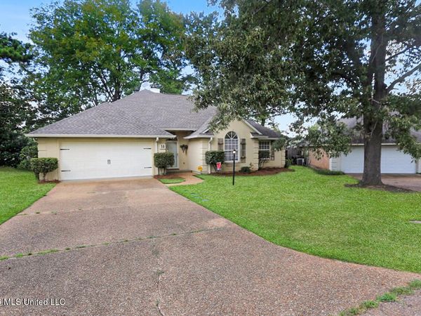 14 Parkview Road, Clinton, MS 39056