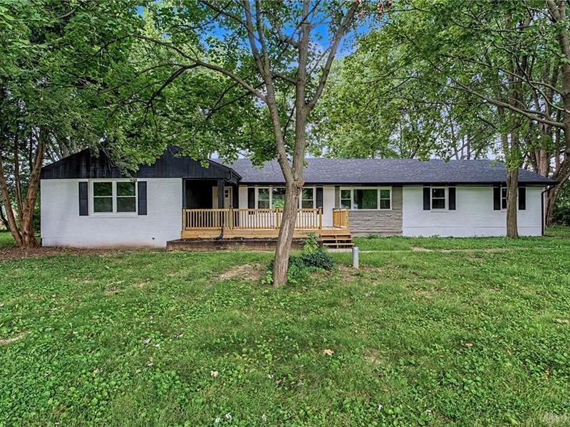 7865 Newbury Road, Tipp City, OH 45371 Photo 1